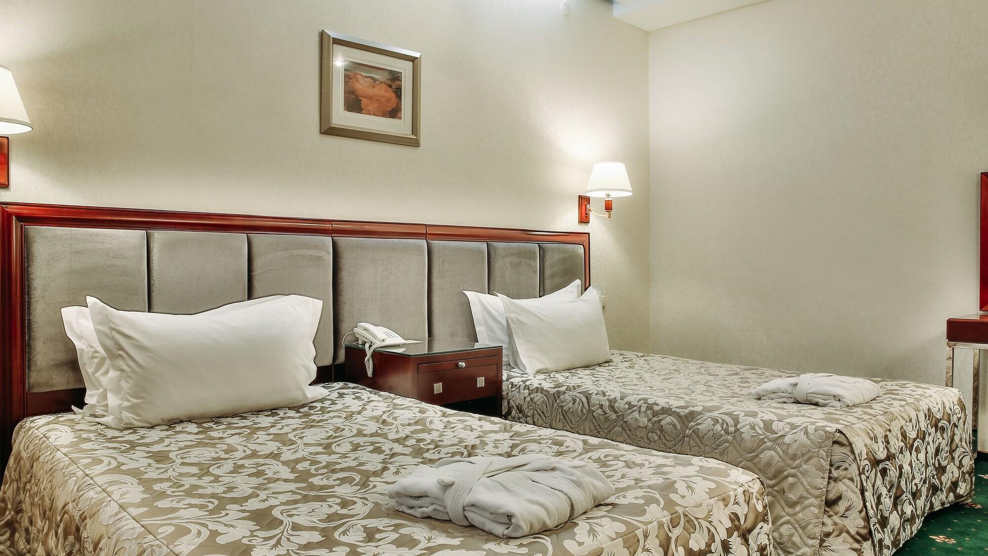 Goldman Empire Hotel Astana Eksteriør billede