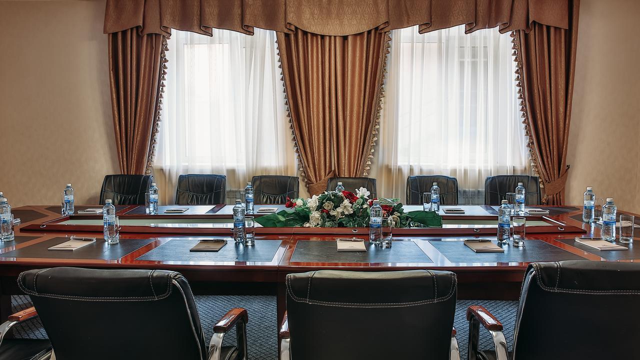 Goldman Empire Hotel Astana Eksteriør billede